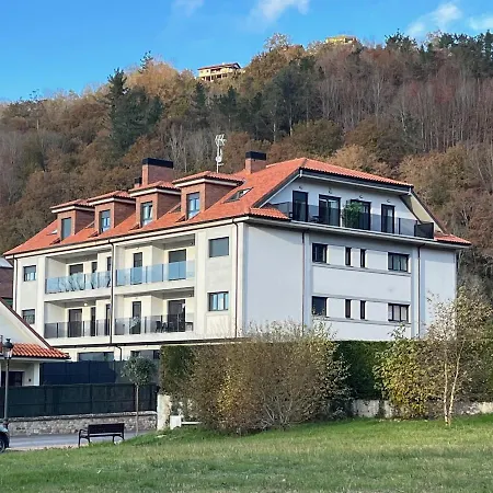 A Orillas Del Rio Sella * Cangas de Onis