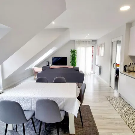 A Orillas Del Rio Sella Cangas de Onis